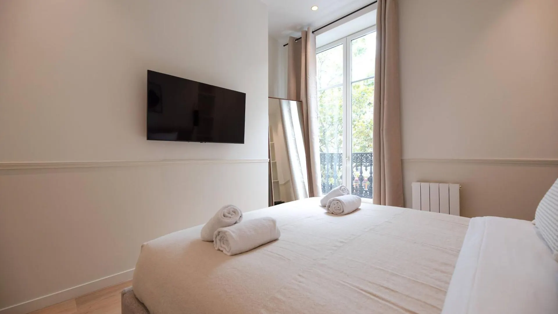 Mbm - Luxury Apartments Paris Center 0*,  France